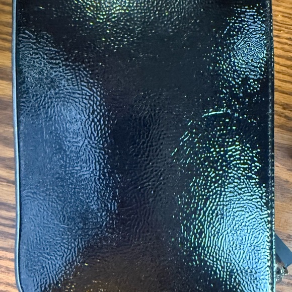 NWT- Tahari Glossy Black Crossbody Bag - Picture 10 of 10